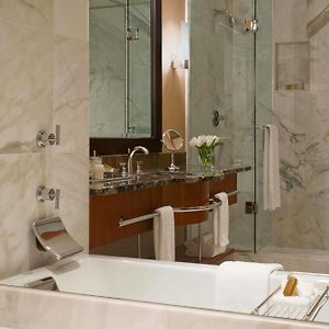 King Room Accessible Tub Disability Access